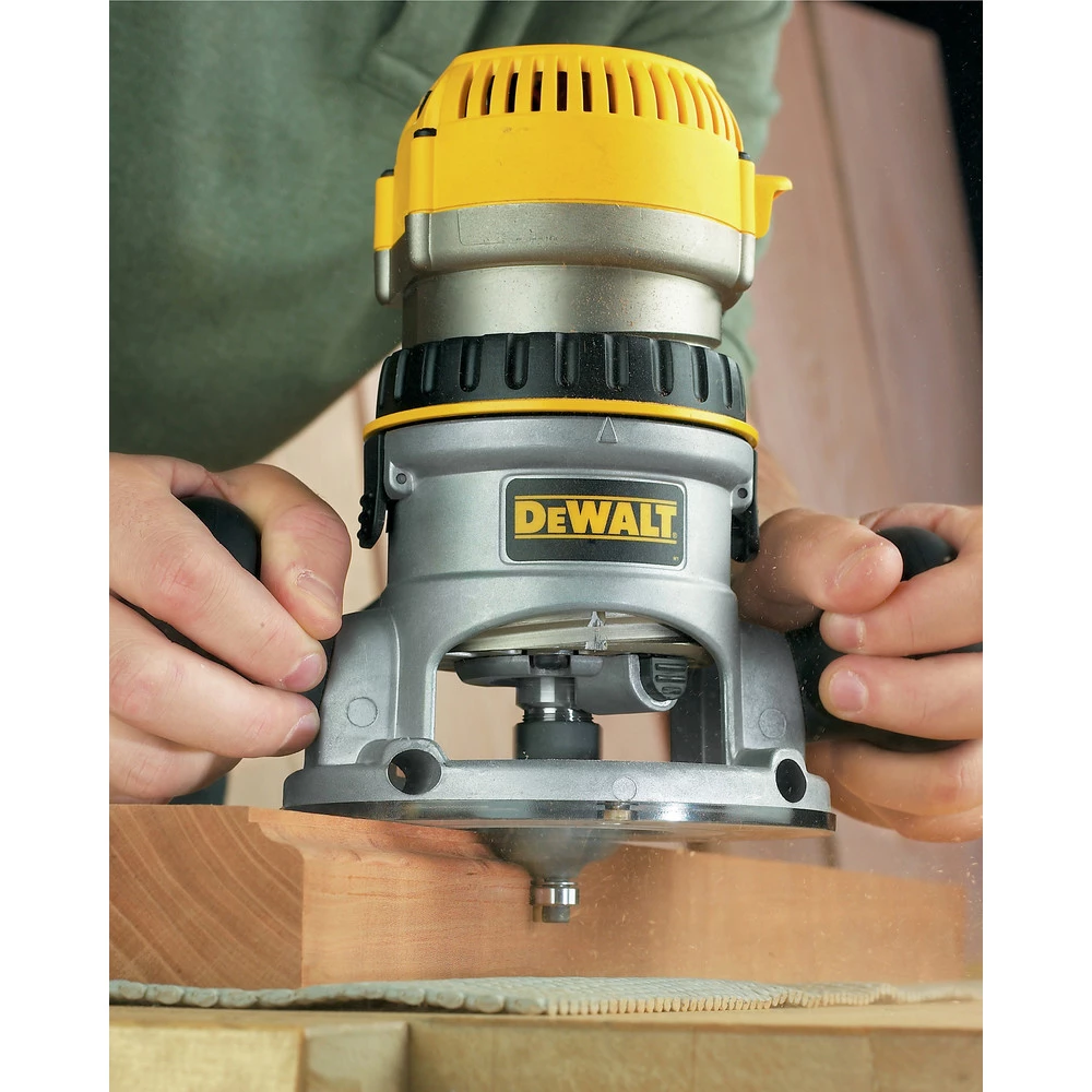 Dewalt DW618 2-1/4 HP EVS Fixed Base Router 13 Dewalt DW618 2-1/4 HP EVS Fixed Base Router - Image 11