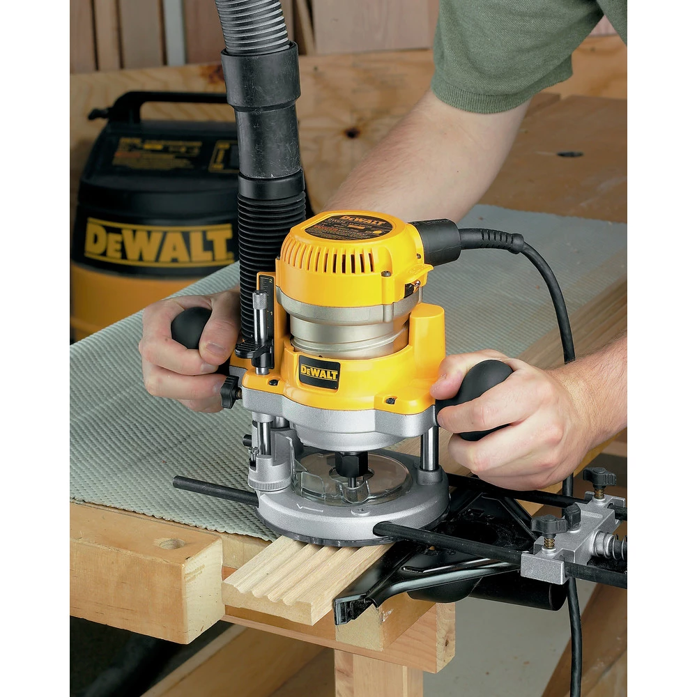 Dewalt DW618 2-1/4 HP EVS Fixed Base Router 17 Dewalt DW618 2-1/4 HP EVS Fixed Base Router - Image 15