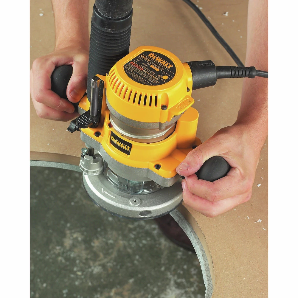 Dewalt DW618B3 120V 12 Amp Brushed 2-1/4 HP Corded Three Base Router Kit 6 Dewalt DW618B3 120V 12 Amp Brushed 2-1/4 HP Corded Three Base Router Kit - Image 4