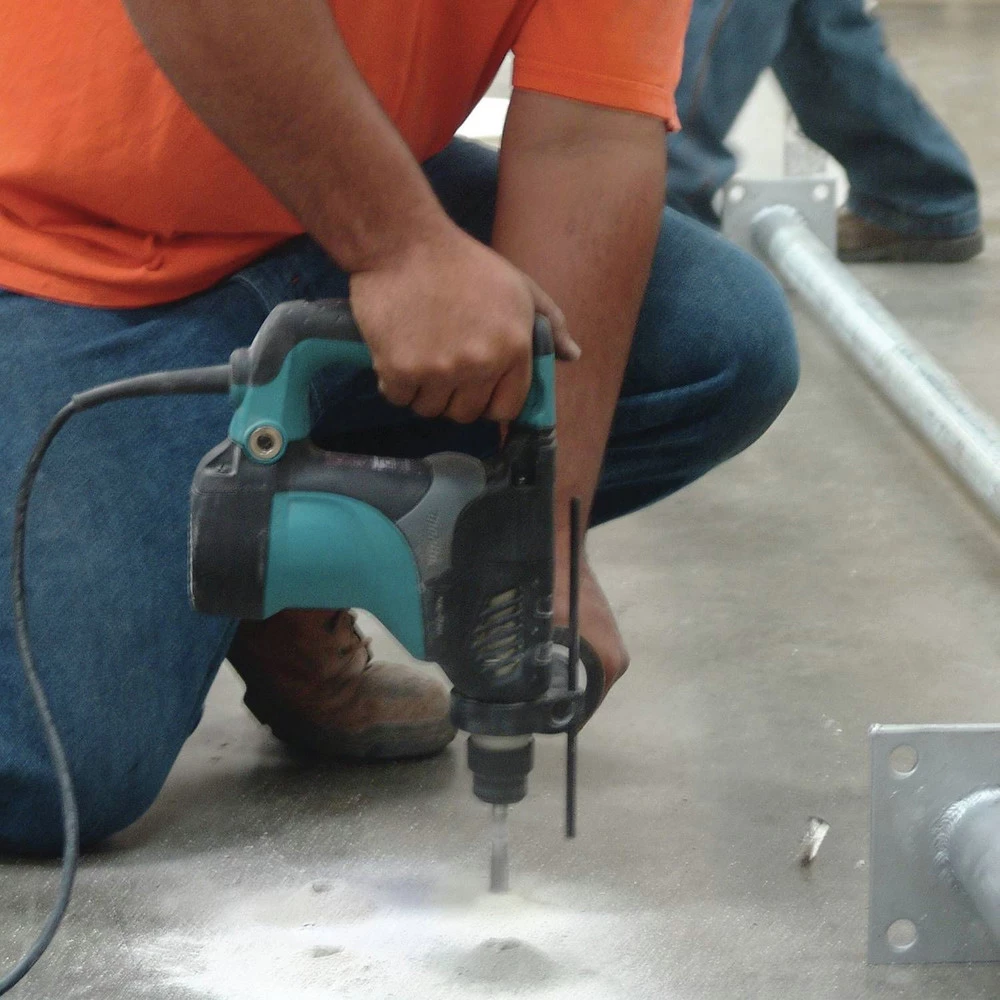 Makita HR2811F 1-1/8 In. SDS-PLUS Rotary Hammer With LED Light 10 Makita HR2811F 1-1/8 In. SDS-PLUS Rotary Hammer With LED Light - Image 8