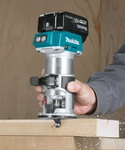 Factory Reconditioned Makita XTR01T7-R 18V LXT Lithium-Ion 1/4 In. Cordless Compact Router Kit (5 Ah) 13 Factory Reconditioned Makita XTR01T7-R 18V LXT Lithium-Ion 1/4 In. Cordless Compact Router Kit (5 Ah) -Woodworking Tools store mktrxtr01t7 r e