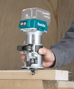 Factory Reconditioned Makita XTR01Z-R 18V LXT Lithium-Ion 1/4 In. Cordless Compact Router (Tool Only) -Woodworking Tools store mktrxtr01z r d